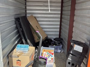 5 x 10 storage unit in San Antonio, TX