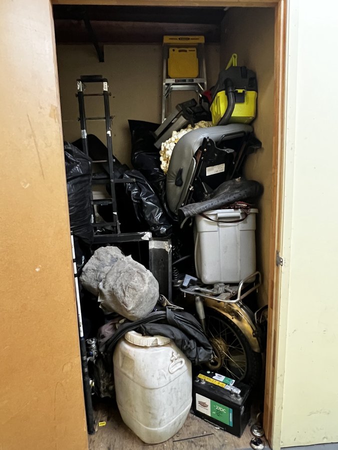 5 x 5 storage unit in Cardiff, CA