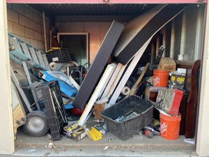 10 x 10 storage unit in Phoenix, AZ