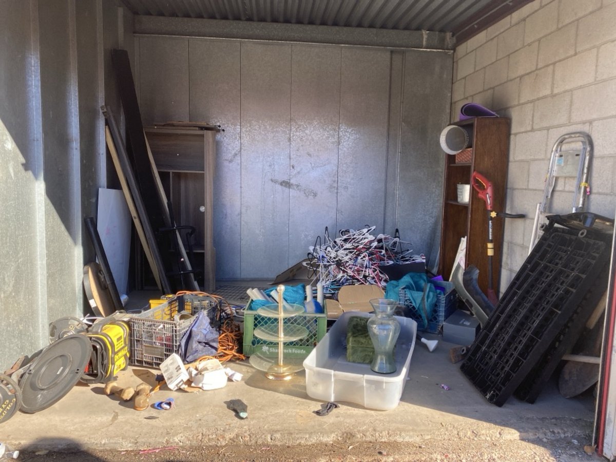 10 x 10 storage unit in Phoenix, AZ
