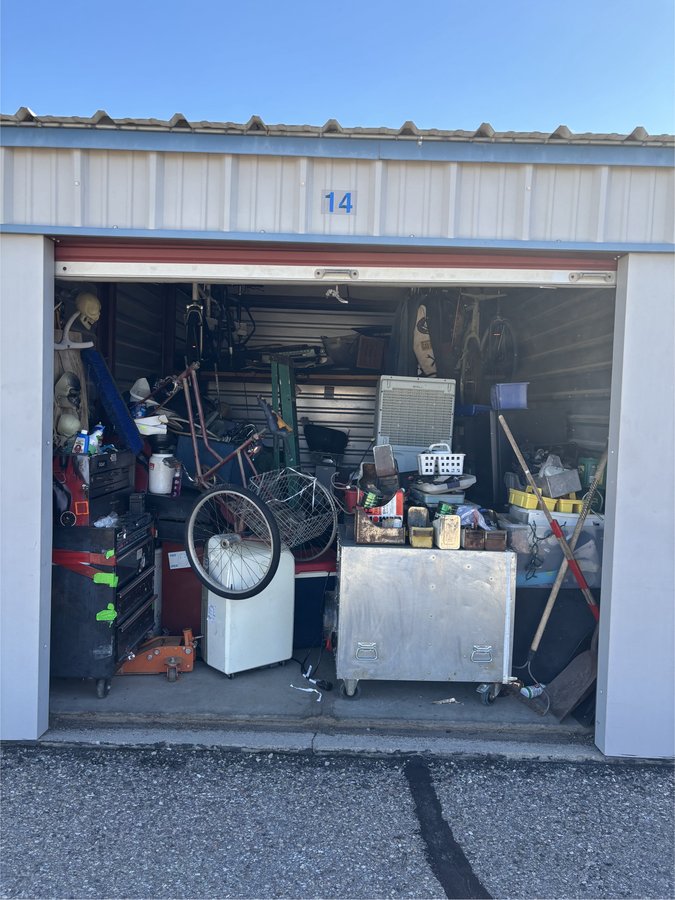 10 x 15 storage unit in Tucson, AZ