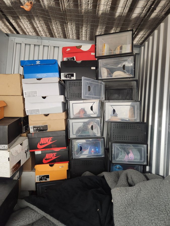 5 x 5 storage unit in Dania Beach, FL