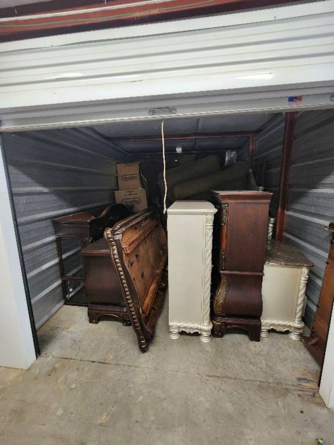 10 x 20 storage unit in Opelika, AL