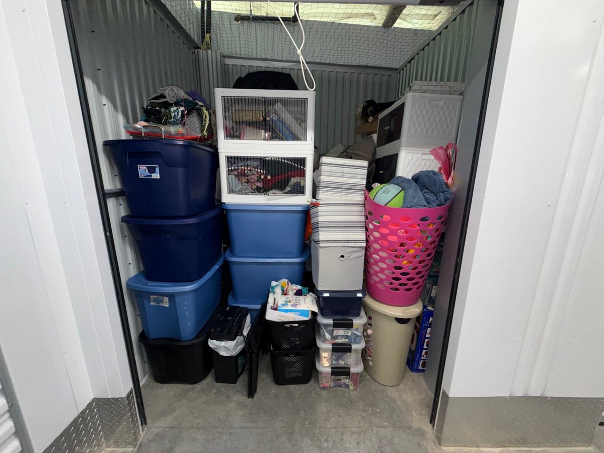 5 x 7 storage unit in Hempstead, NY