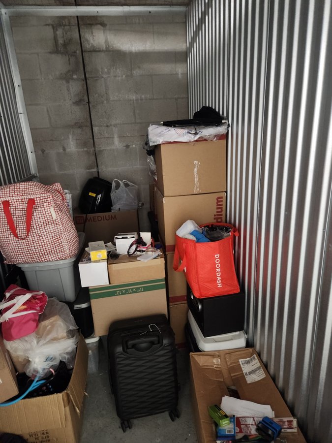 5 x 10 storage unit in Dania Beach, FL