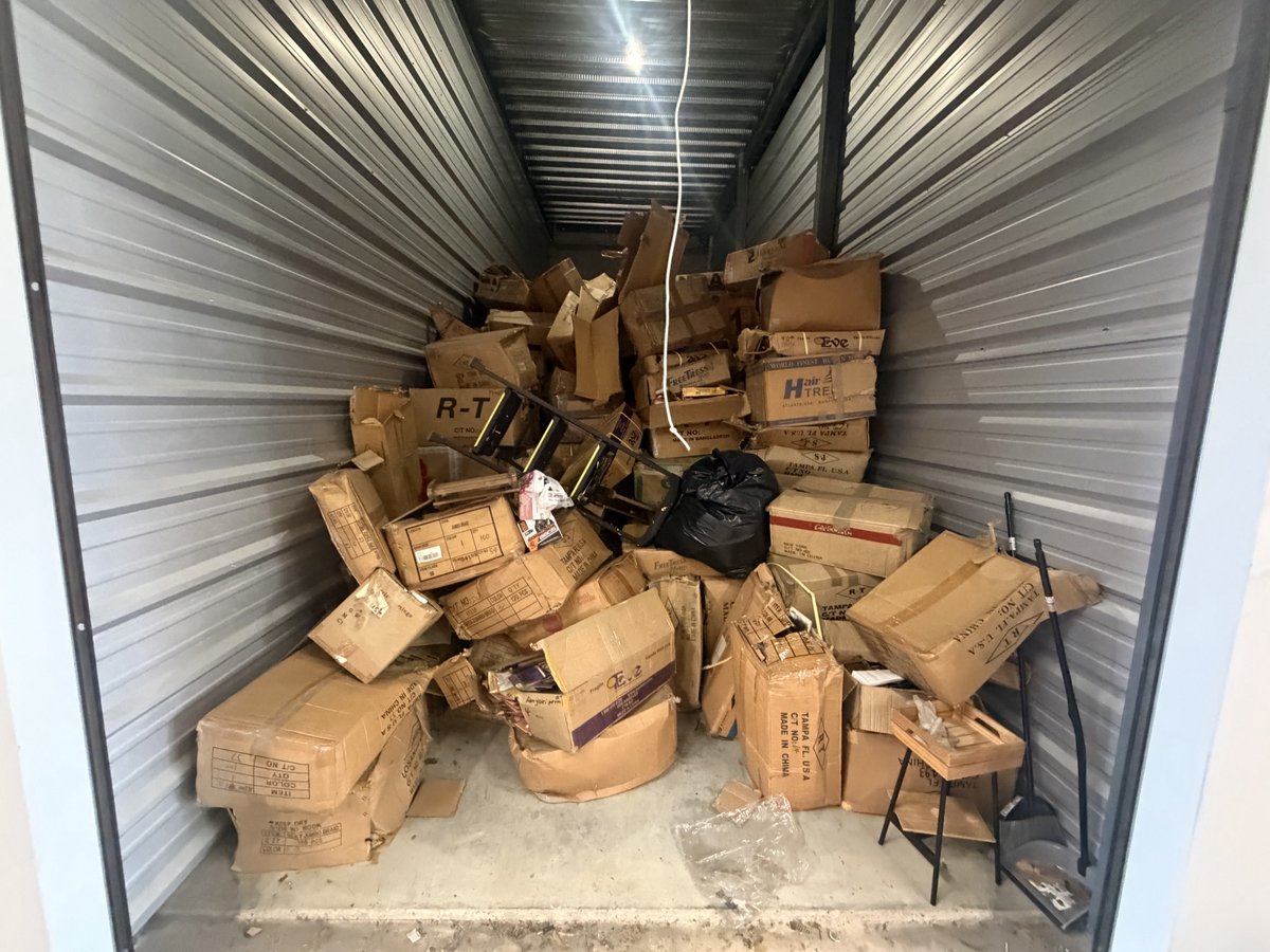 10 x 30 storage unit in Ocoee, FL