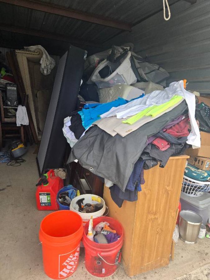 10 x 20 storage unit in Schertz, TX