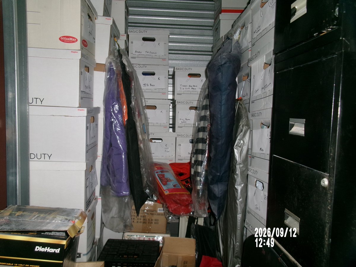 5 x 8 storage unit in Flushing, NY