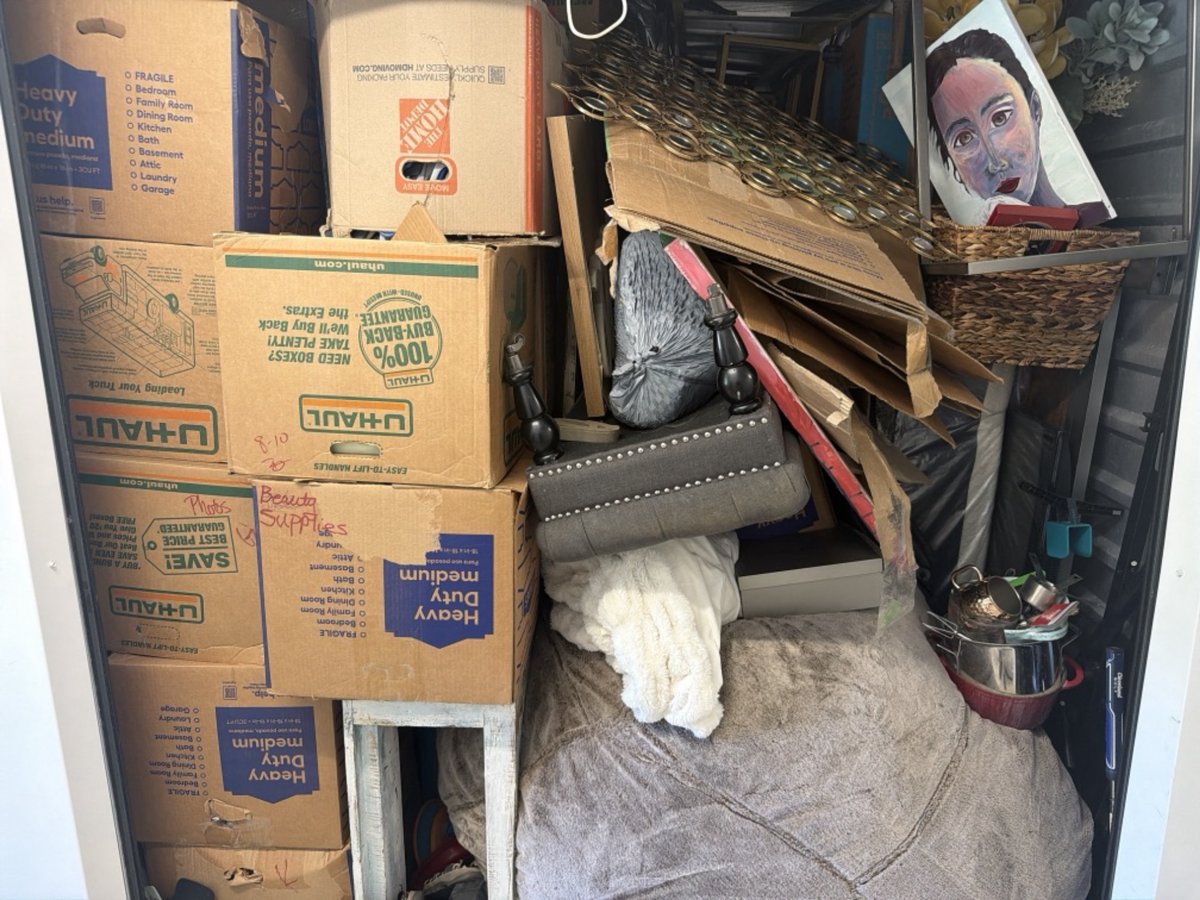 7 x 10 storage unit in New Braunfels, TX