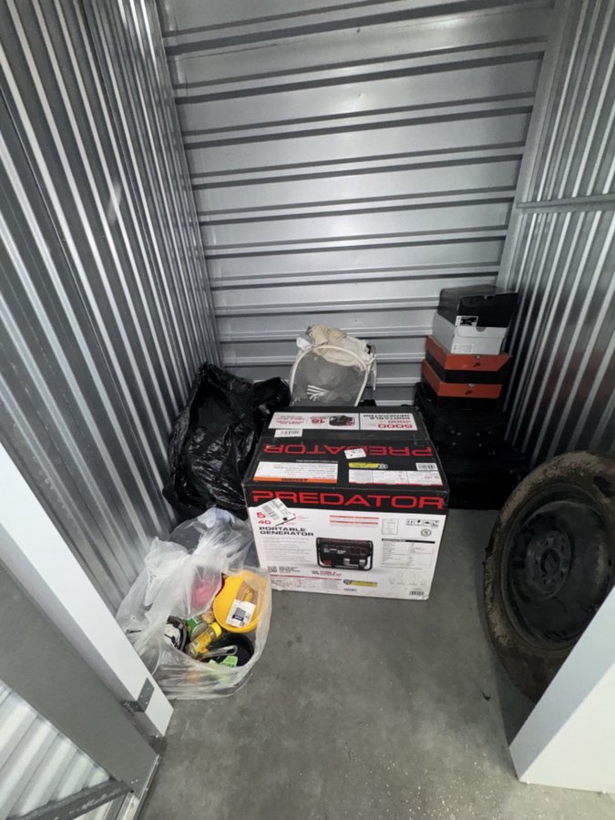 5 x 5 storage unit in Katy, TX