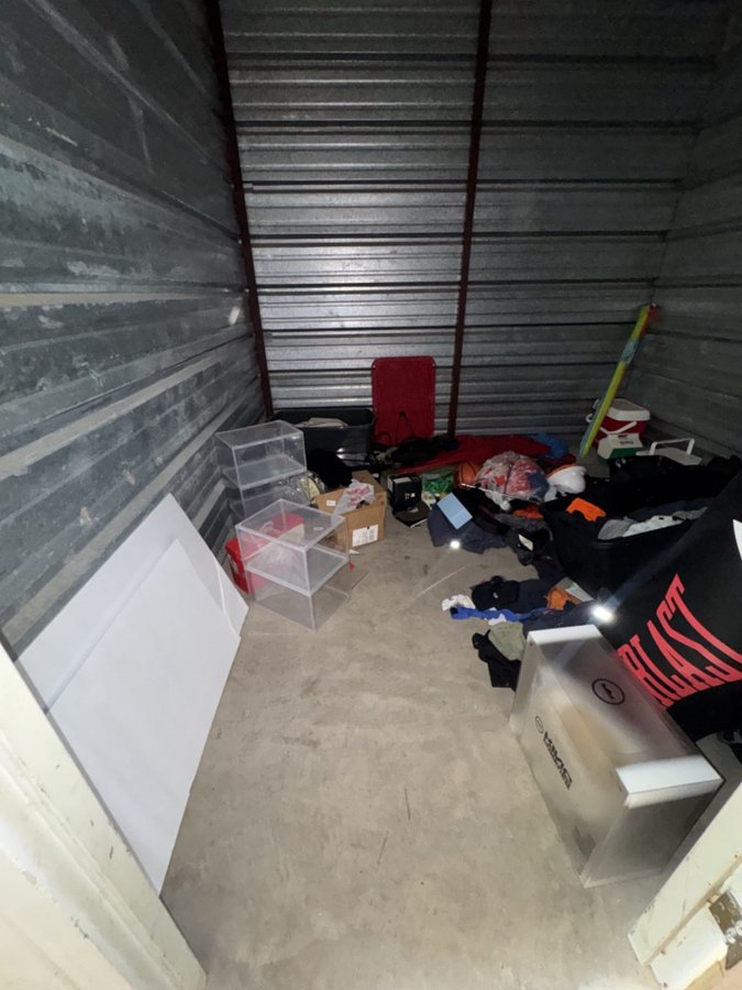 10 x 10 storage unit in Houston, TX