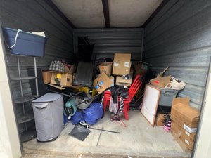 10 x 10 storage unit in Houston, TX