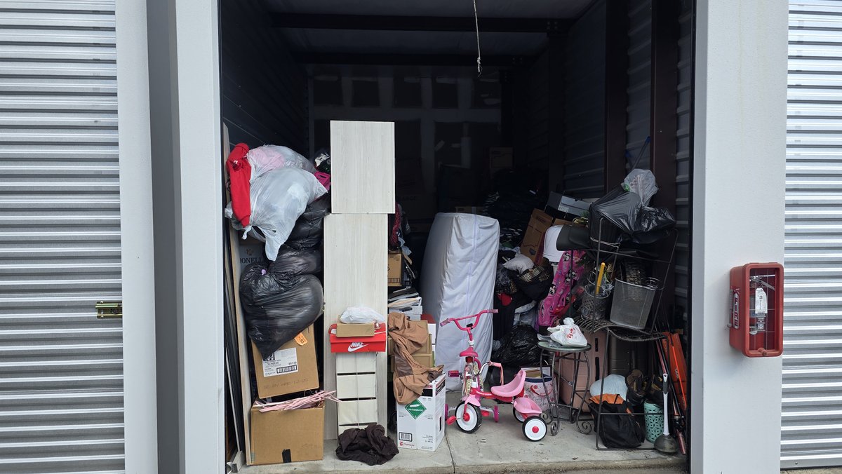 10 x 20 storage unit in Wesley Chapel, FL