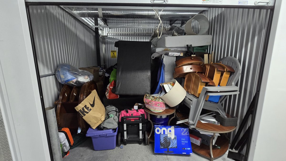 10 x 15 storage unit in Wesley Chapel, FL