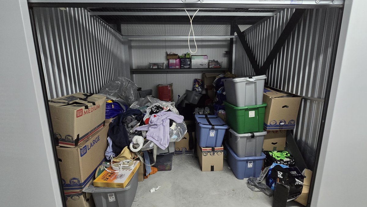 10 x 10 storage unit in Wesley Chapel, FL