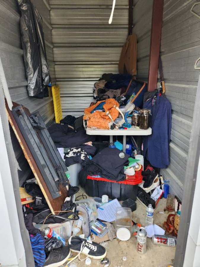 5 x 10 storage unit in Urbana, IL