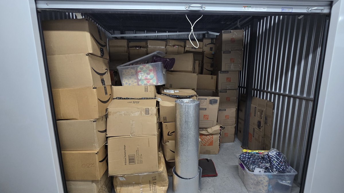 10 x 15 storage unit in Wesley Chapel, FL