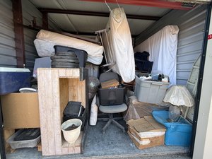 10 x 10 storage unit in Conway, SC