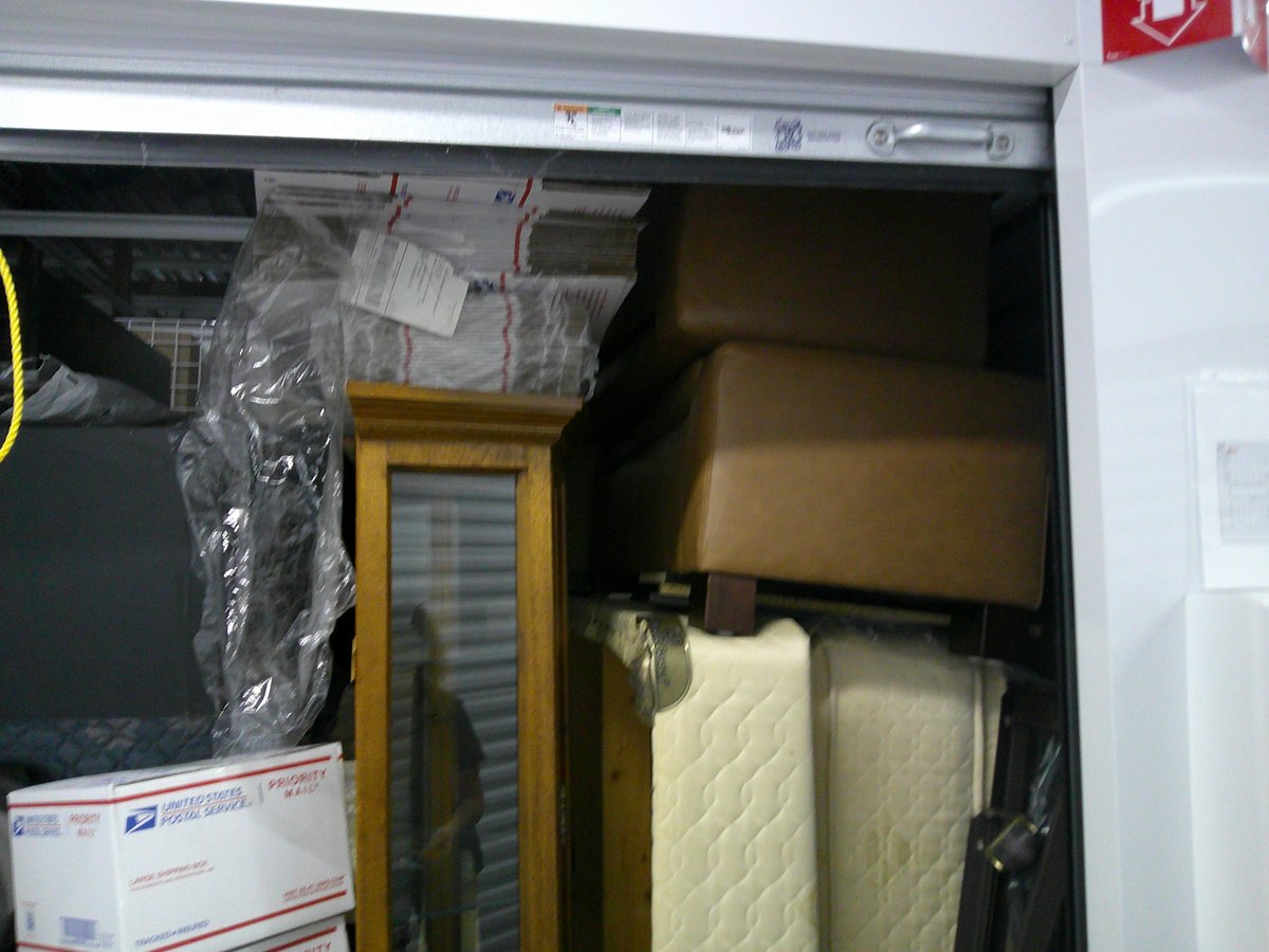 10 x 10 storage unit in South Euclid, OH