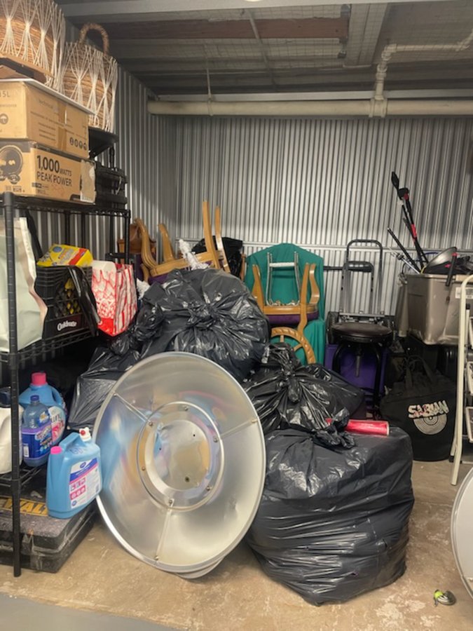 10 x 10 storage unit in Mt Vernon, NY