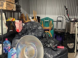 10 x 10 storage unit in Mt Vernon, NY