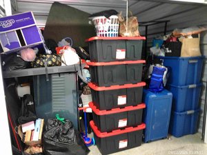 10 x 10 storage unit in Antioch, TN