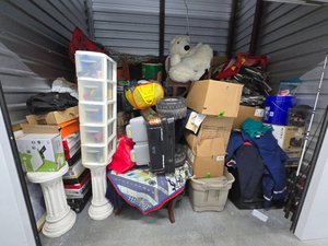 10 x 7 storage unit in Houston, TX