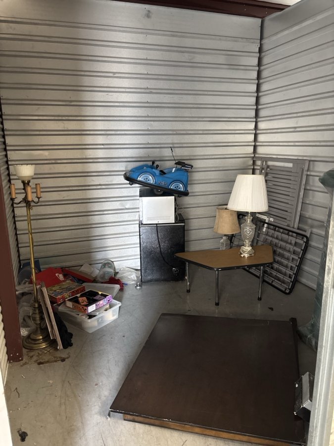 10 x 10 storage unit in San Antonio, TX