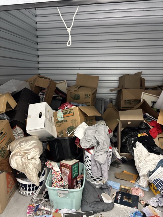 10 x 10 storage unit in San Antonio              , TX