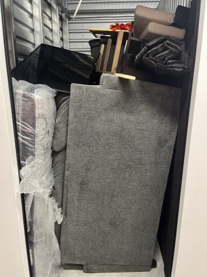 5 x 10 storage unit in Katy, TX