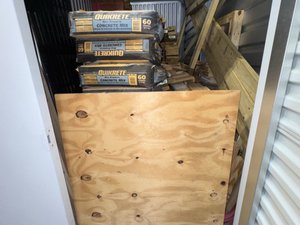 5 x 10 storage unit in Cypress, TX