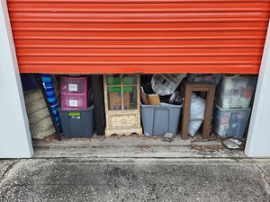 10 x 22 storage unit in Orlando, FL