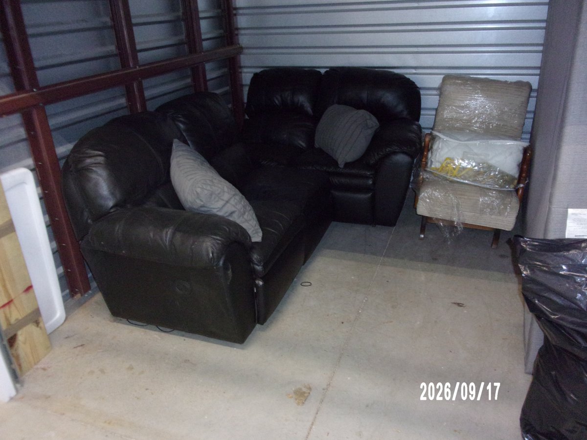 10 x 10 storage unit in Port St. Lucie, FL