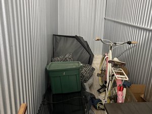 5 x 17 storage unit in Camarillo, CA