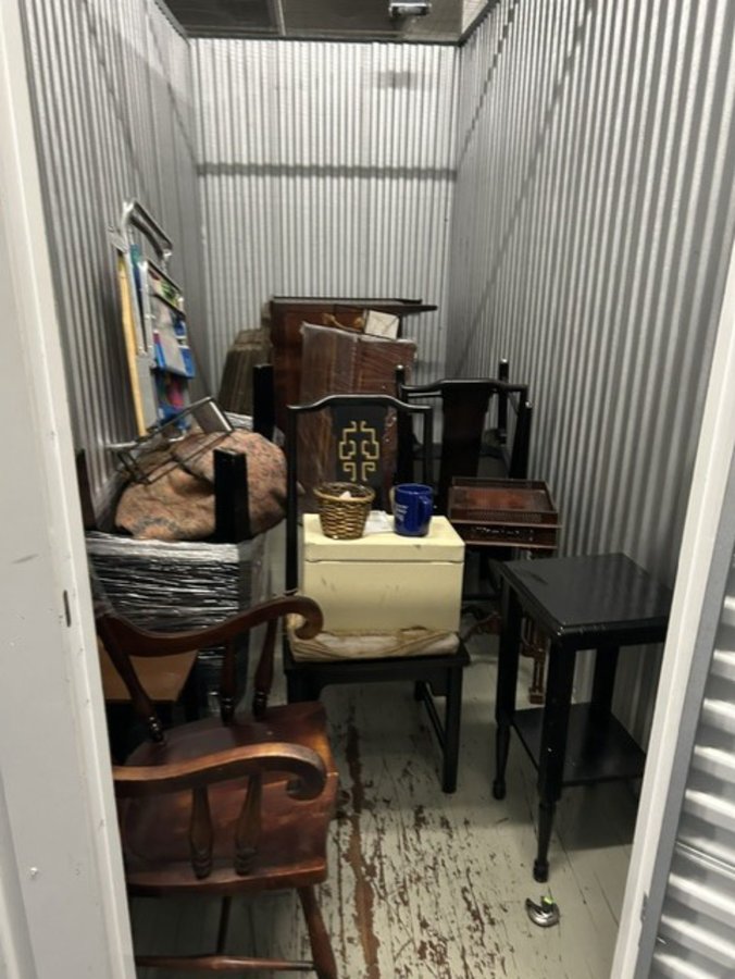 5 x 10 storage unit in North Bergen, NJ