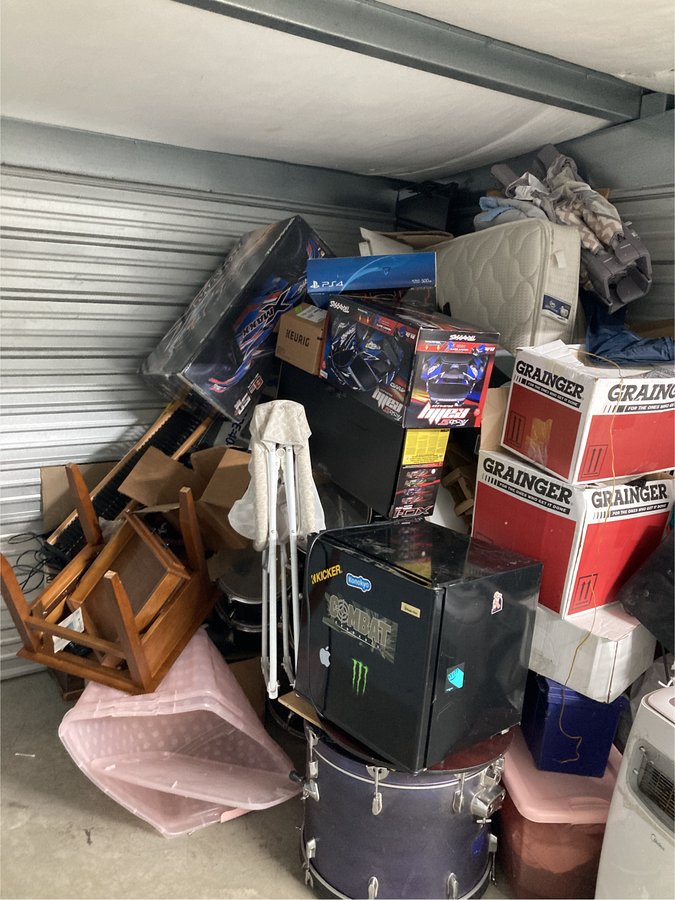 10 x 10 storage unit in Newberg, OR