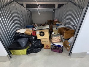 10 x 15 storage unit in Hempstead, NY