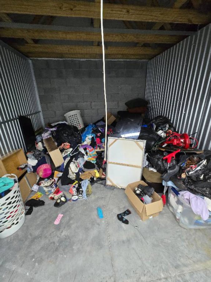 10 x 10 storage unit in Fredericksburg, VA