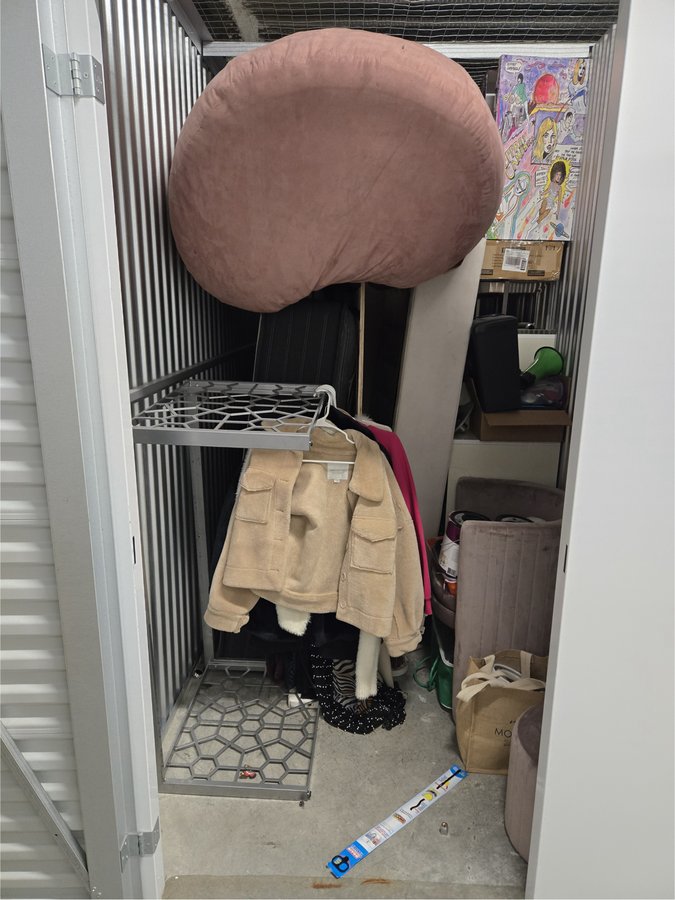 5 x 10 storage unit in Miami, FL