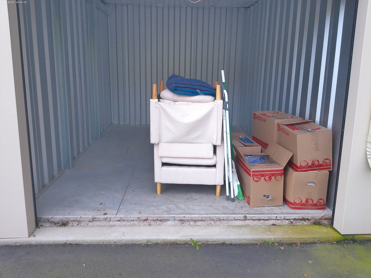 10 x 15 storage unit in Middletown, CT