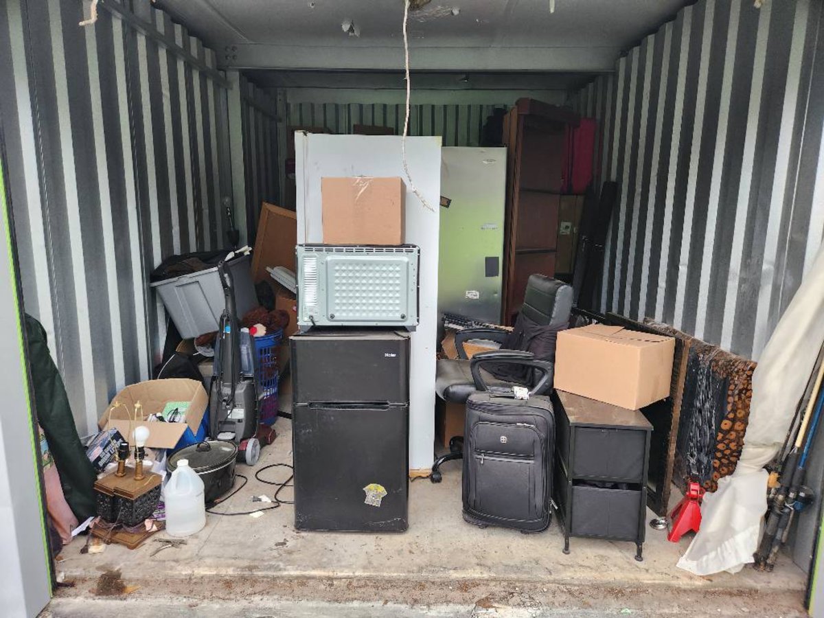 10 x 15 storage unit in Lithonia, GA