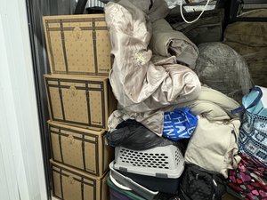 10 x 10 storage unit in Camarillo, CA