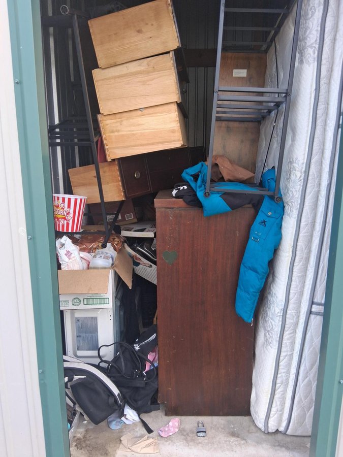 5 x 10 storage unit in Genoa City, WI