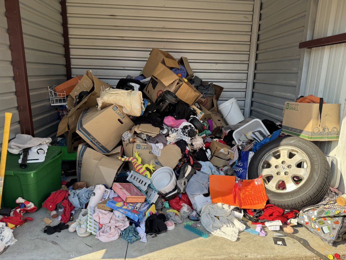 10 x 10 storage unit in Katy, TX