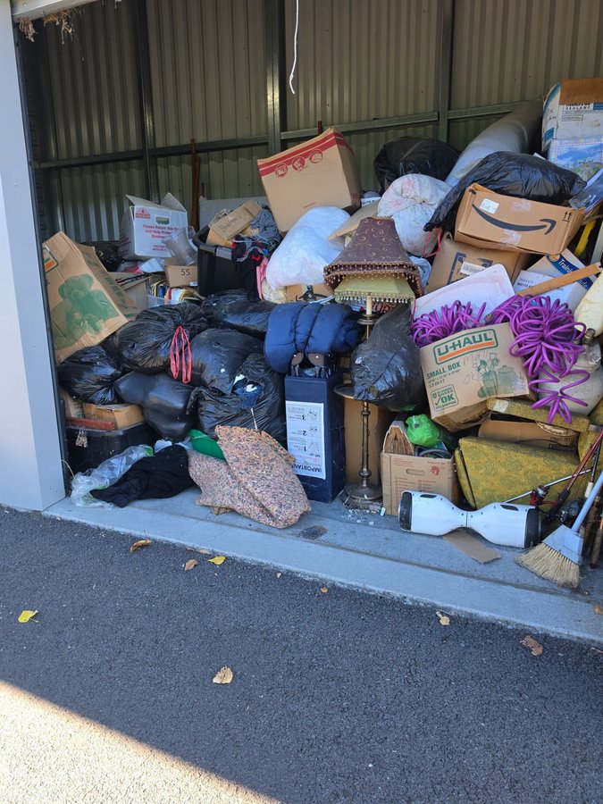 20 x 10 storage unit in Mcminnville, OR