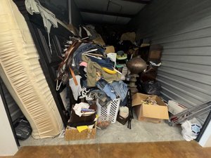 10 x 25 storage unit in Katy, TX