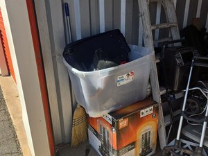 10 x 10 storage unit in Charlotte, NC