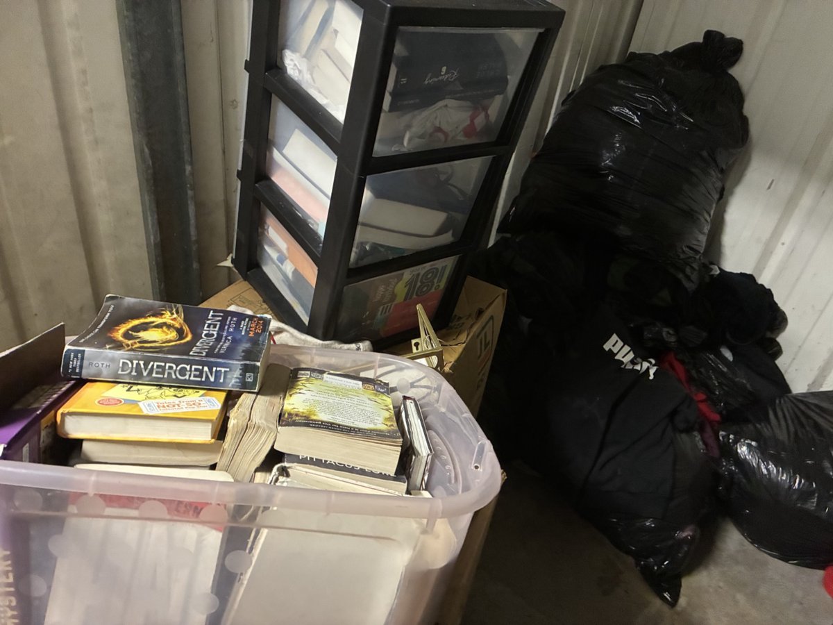 10 x 7 storage unit in Milwaukee, WI