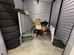 10 x 10 storage unit in Houston, TX