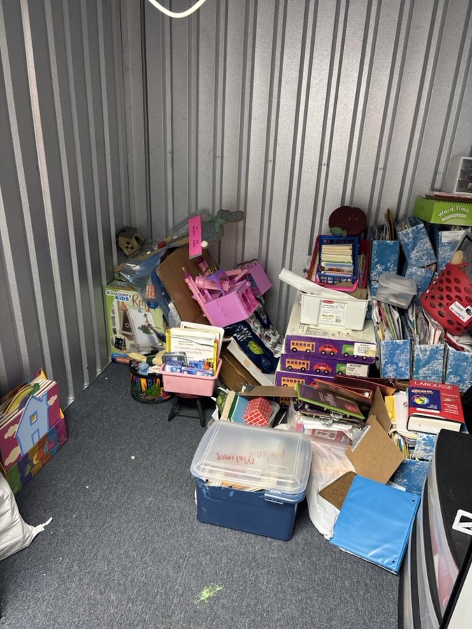7 x 7 storage unit in Seguin, TX